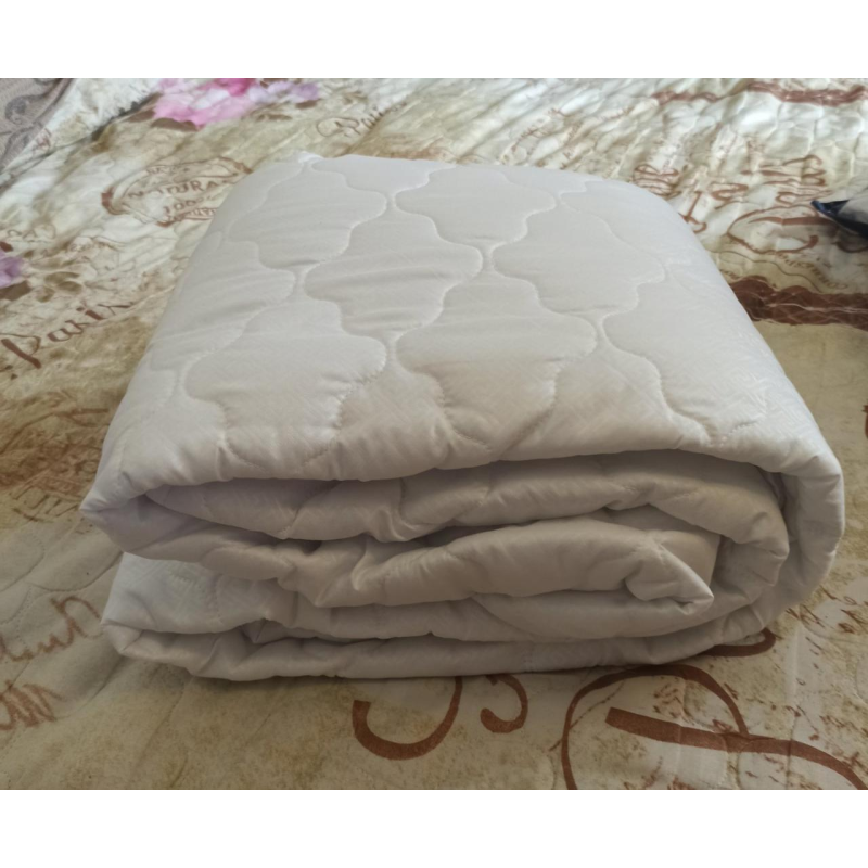 Наматрацник мікрофібра з гумкою на кутах 80*200 Наматрацник мікрофібра з гумкою на кутах 80*200